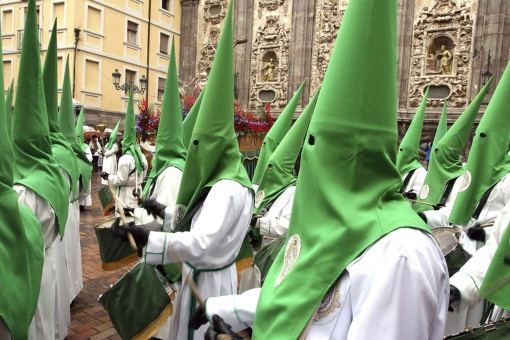 Lay Brothers and Church of Santa Isabel during Easter Week in Zaragoza